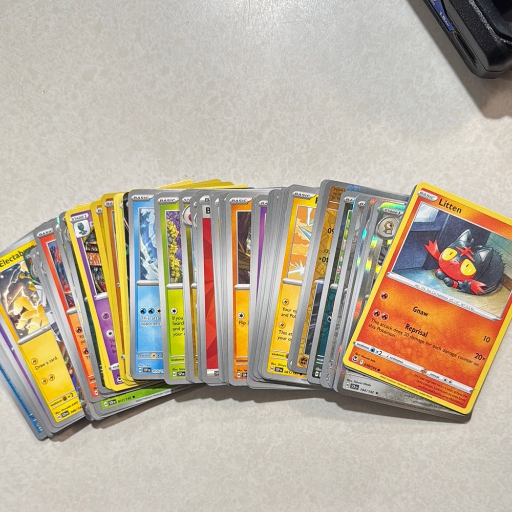 80 pokemon cards